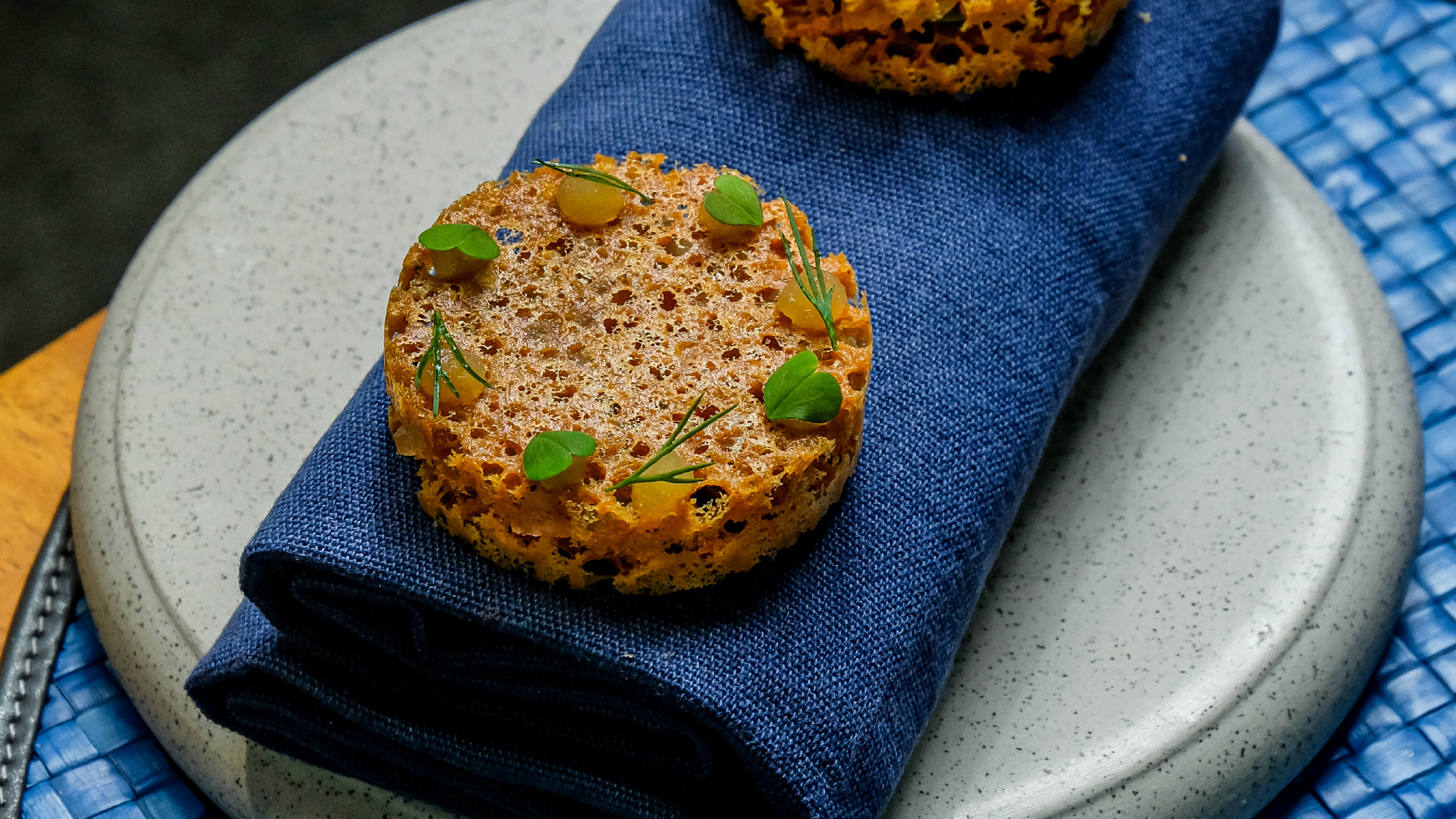  เมี่ยงปลาตาเดียว